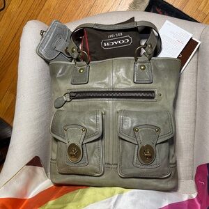 Coach Legacy Clay SET *GrayGreen* Gigi Tote + Clay French Frame Kisslock Wallet